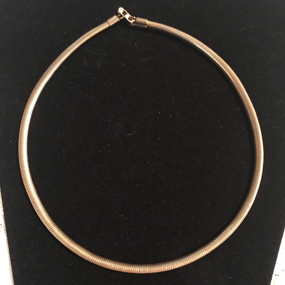 Beautiful Gold Filled Choker Necklace - Picture 2 of 3